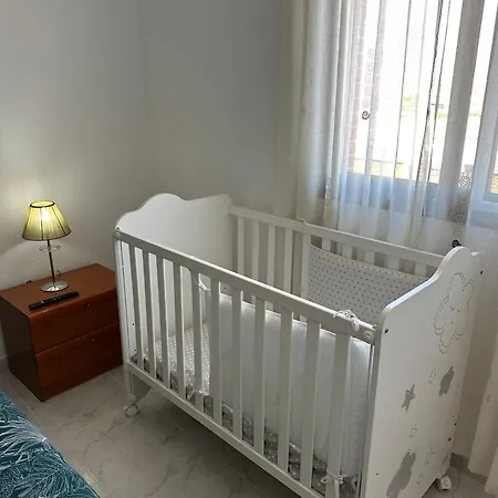 Apartment Oeste Parking-wifi-piscina *