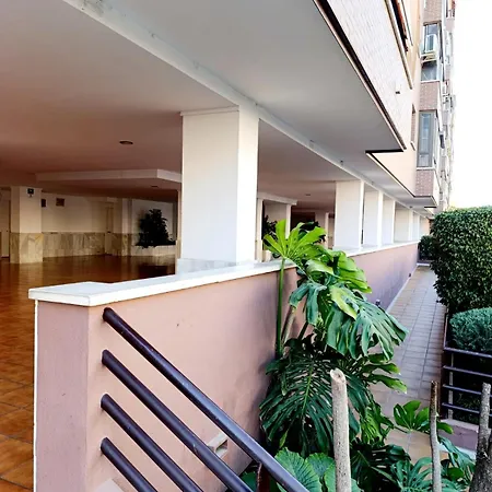 Oeste Parking-wifi-piscina * Malaga