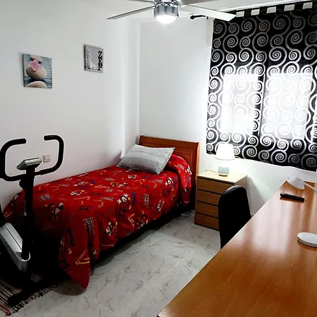 Oeste Parking-wifi-piscina Malaga