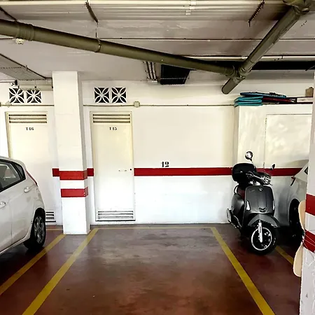 Oeste Parking-wifi-piscina * Malaga