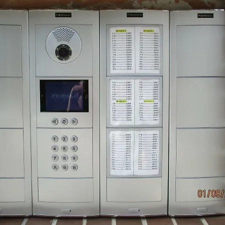 Capital - Zona Oeste: Parking-wifi-piscina Apartamento